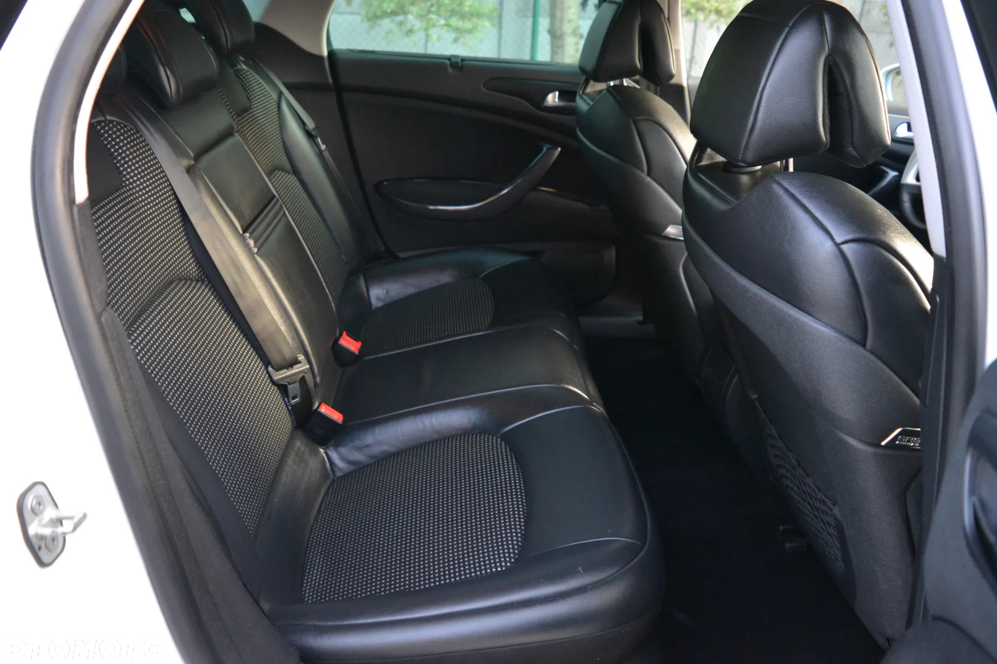 Citroën C5 2.0 HDi Exclusive - 16
