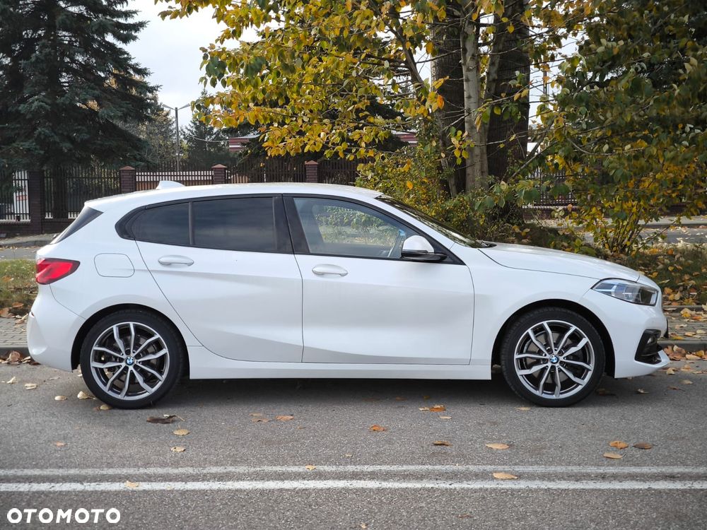 BMW Seria 1 120i Sport - 24