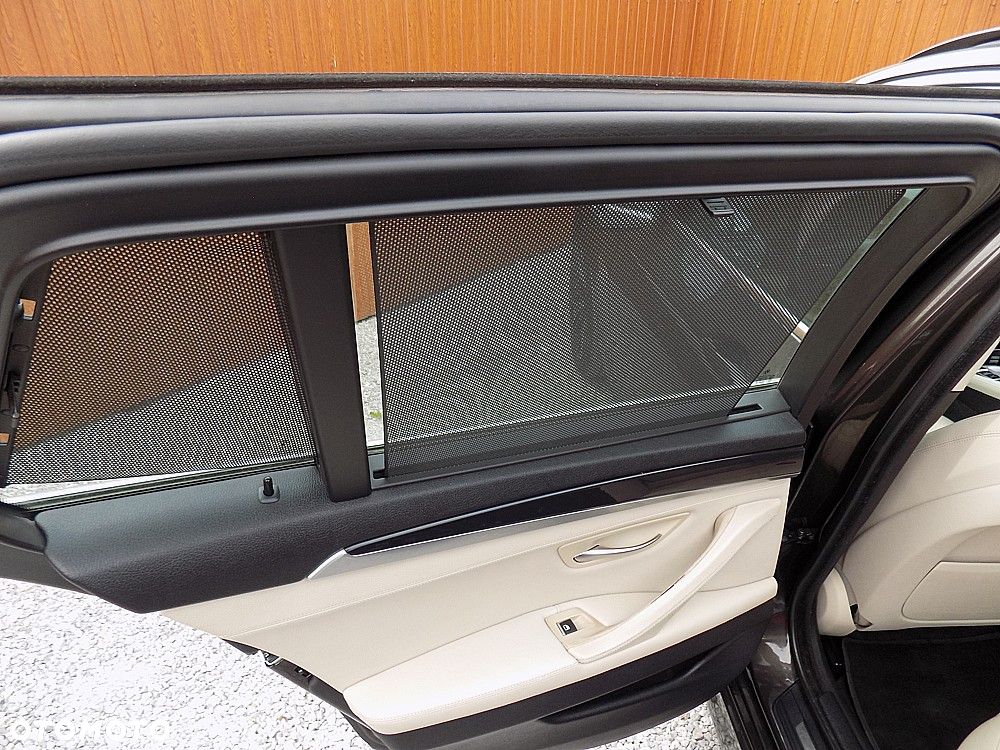 BMW Seria 5 518d - 14