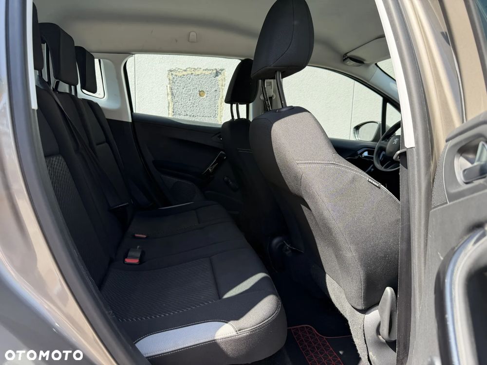 Peugeot 2008 1.2 VTi Allure - 11