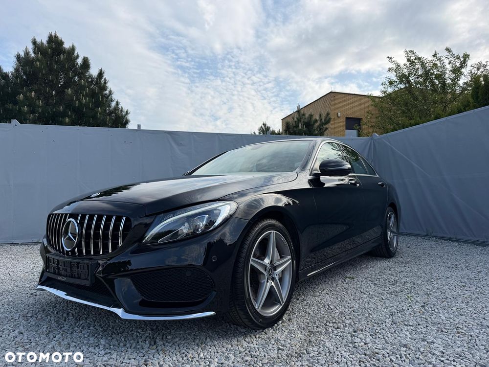 Mercedes-Benz Klasa C 300 7G-TRONIC AMG Line - 17