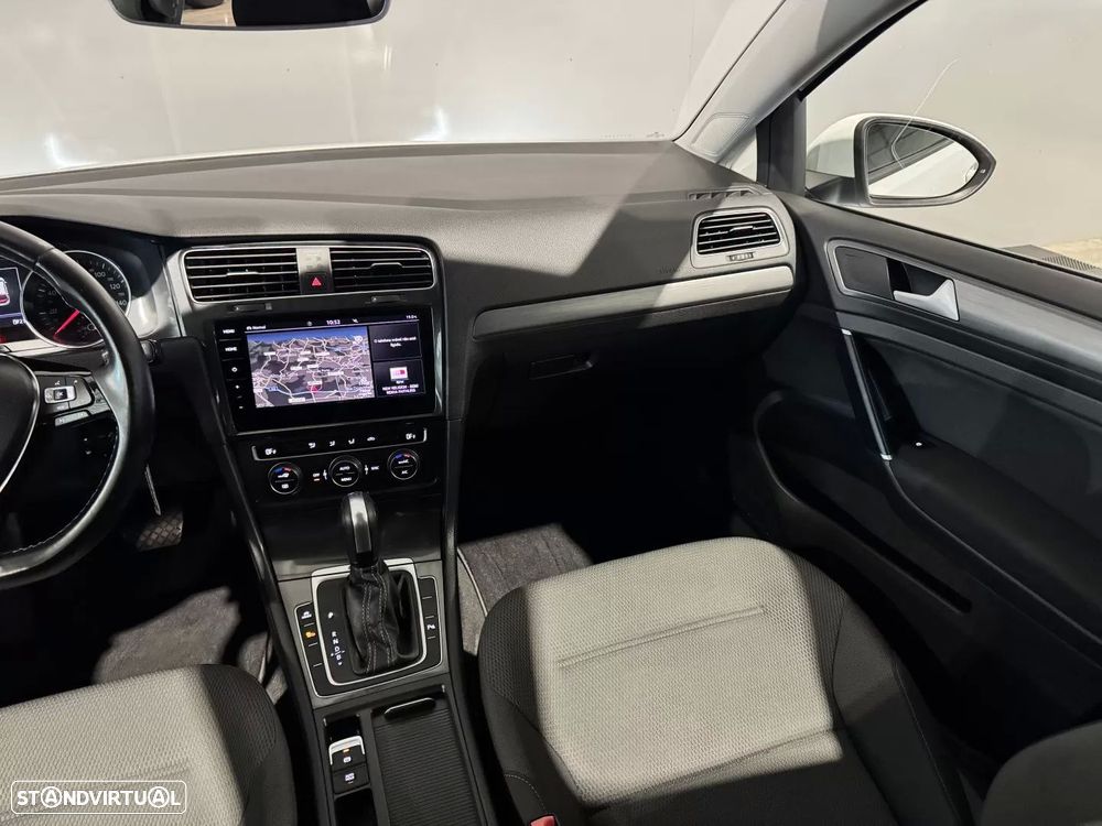 VW e-Golf AC/DC - 16