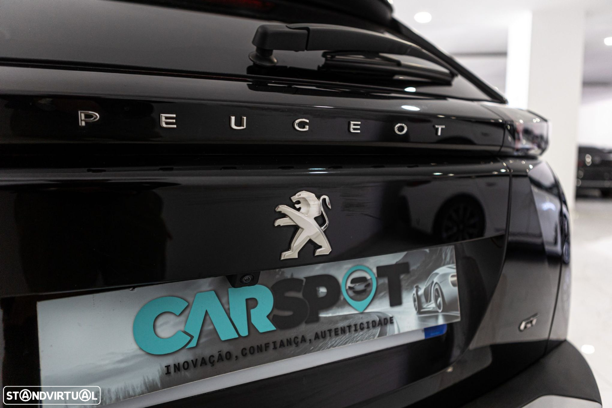 Peugeot e-2008 50 kWh GT - 9