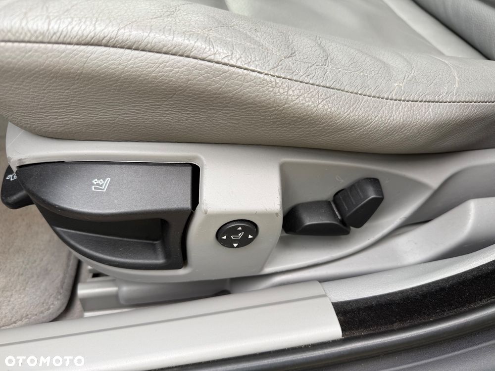 BMW Seria 5 525d - 10