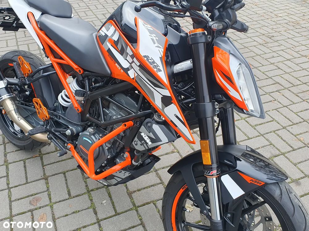 KTM Duke - 11
