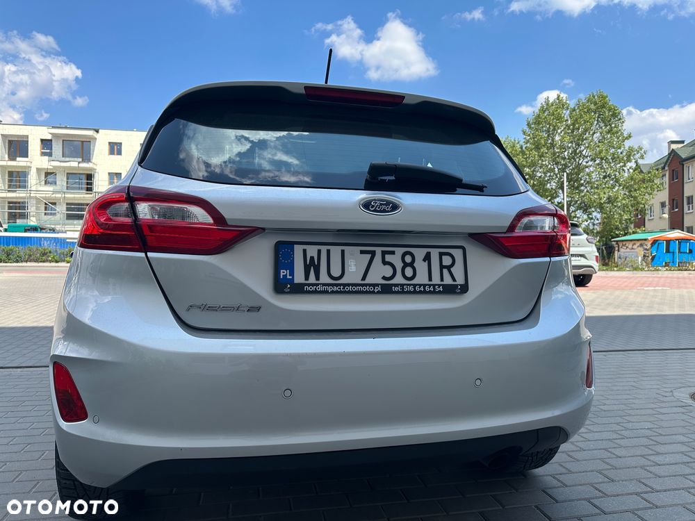 Ford Fiesta 1.1 S&S TITANIUM - 6