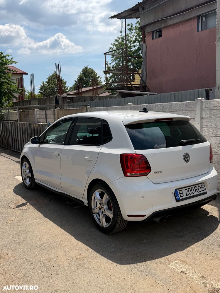 Volkswagen Polo 1.4 DSG GTI - 14