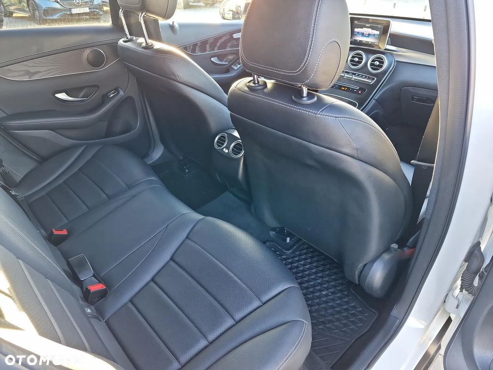 Mercedes-Benz GLC - 14