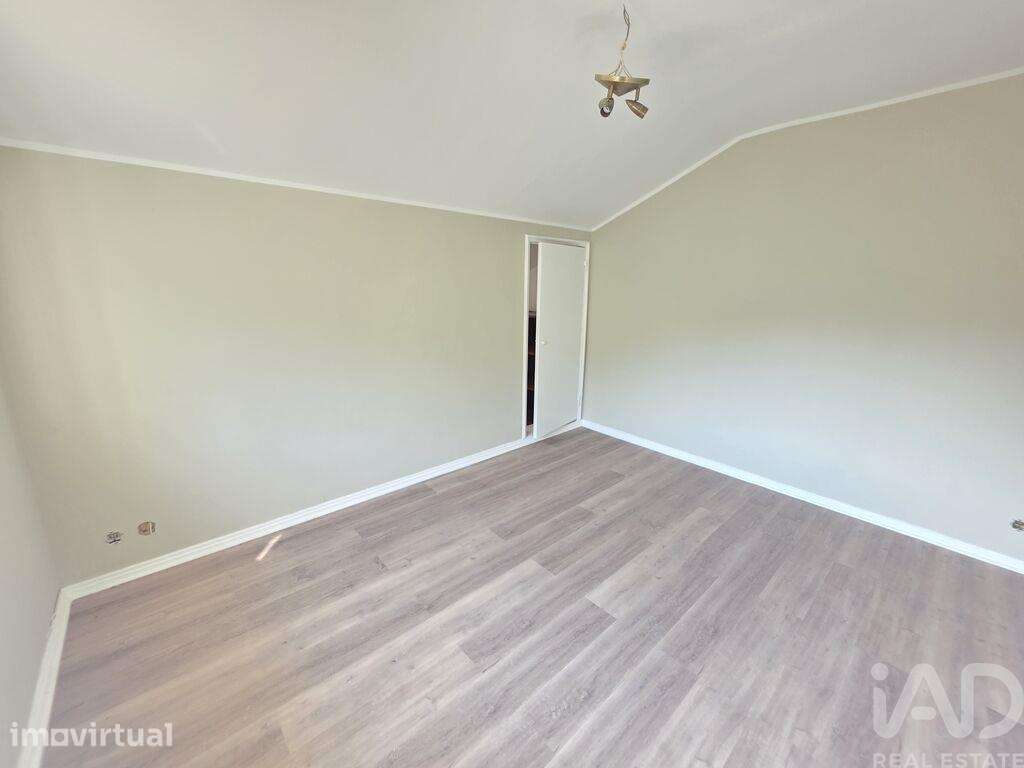 Apartamento T2 em Gondarém de 109,85 m2 - Grande imagem: 3/17