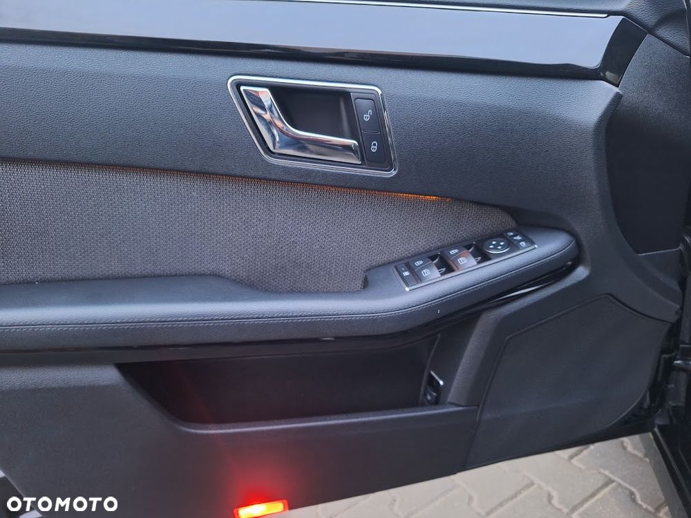Mercedes-Benz Klasa E 200 CGI BlueEFFICIENCY 7G-TRONIC Avantgarde - 11