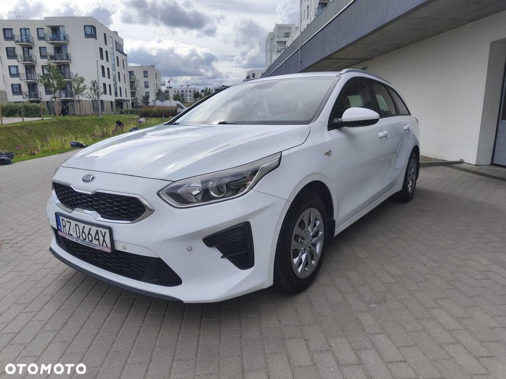 Kia Ceed - 1