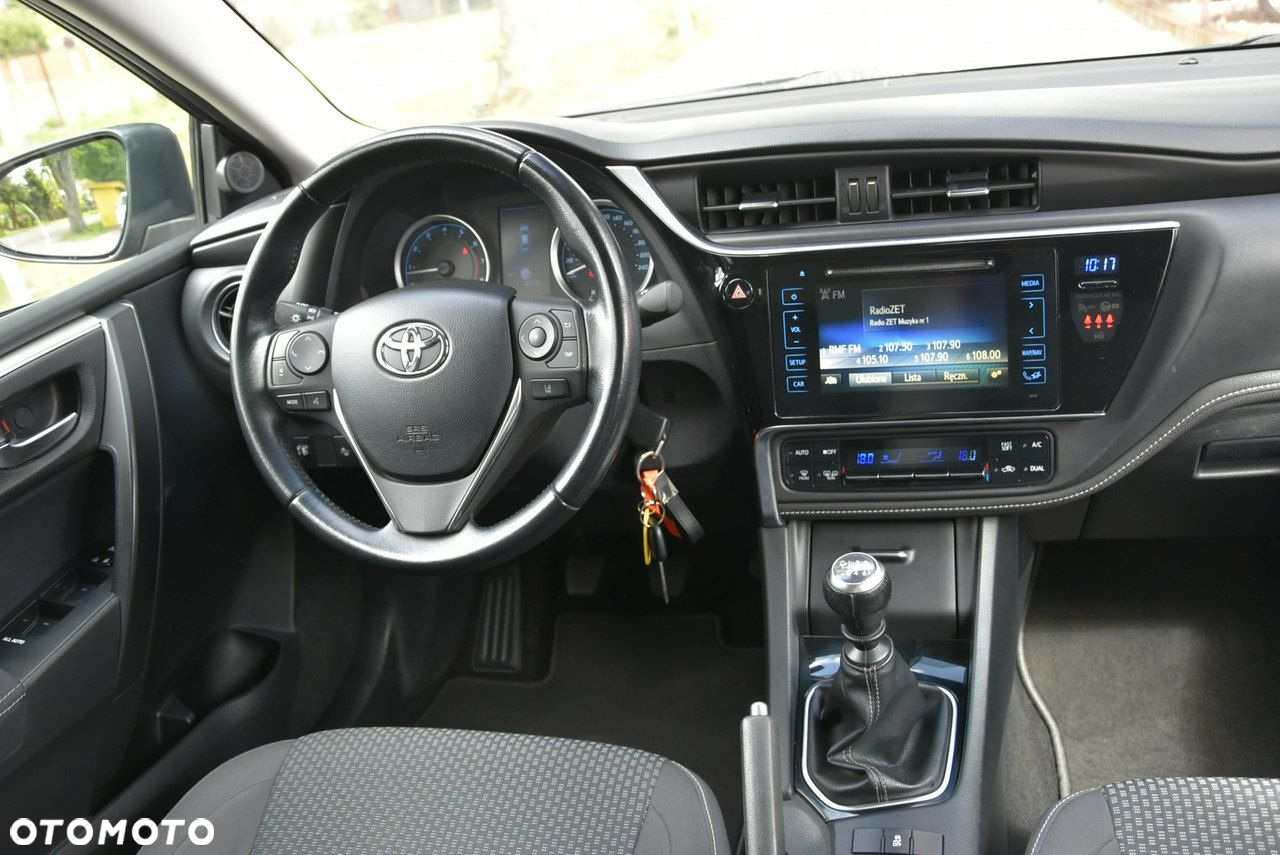 Toyota Corolla 1.6 Comfort - 8