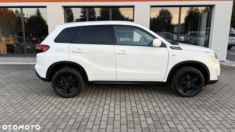 Suzuki Vitara - 6