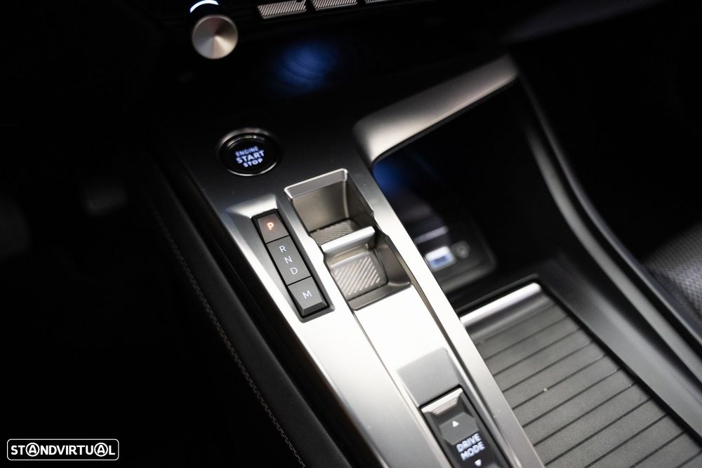 Peugeot 308 1.2 PureTech Allure Pack EAT8 - 26