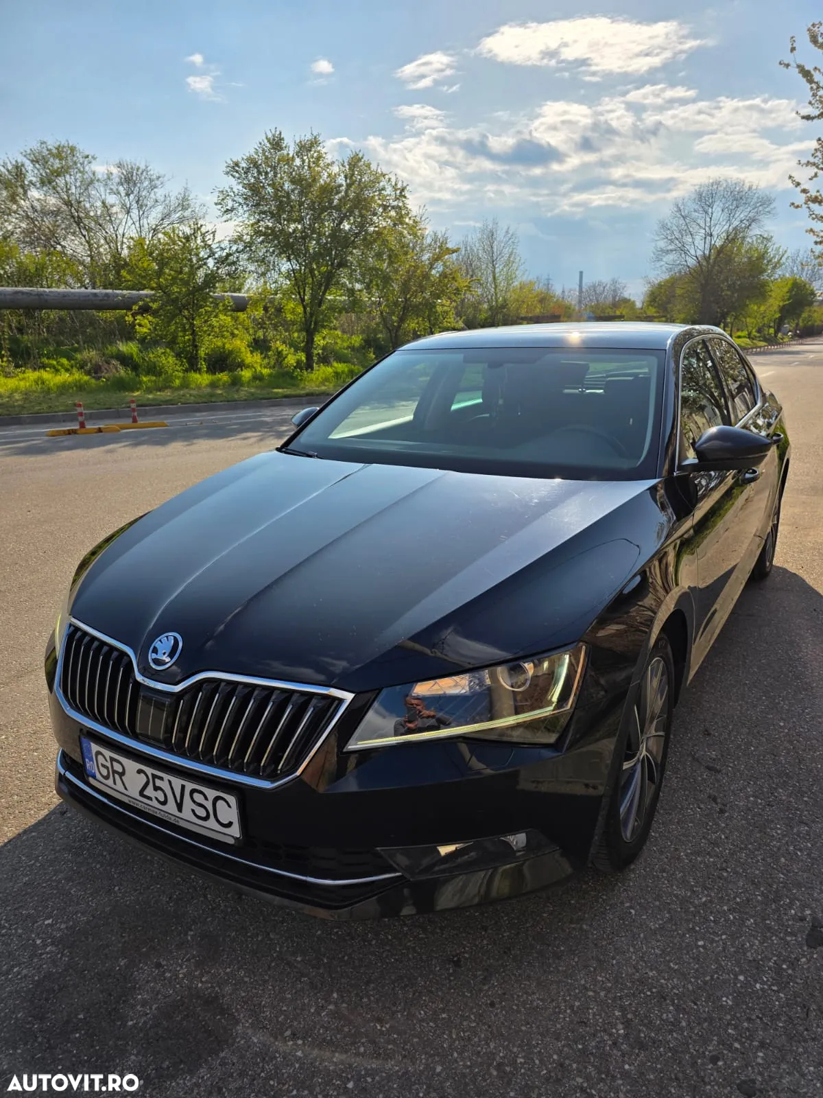Skoda Superb 2.0 TDI DSG Active - 6