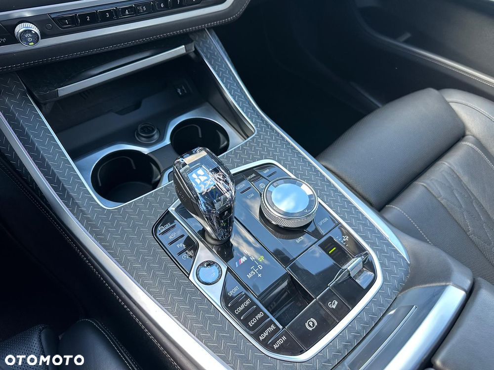 BMW X7 M50i sport - 20