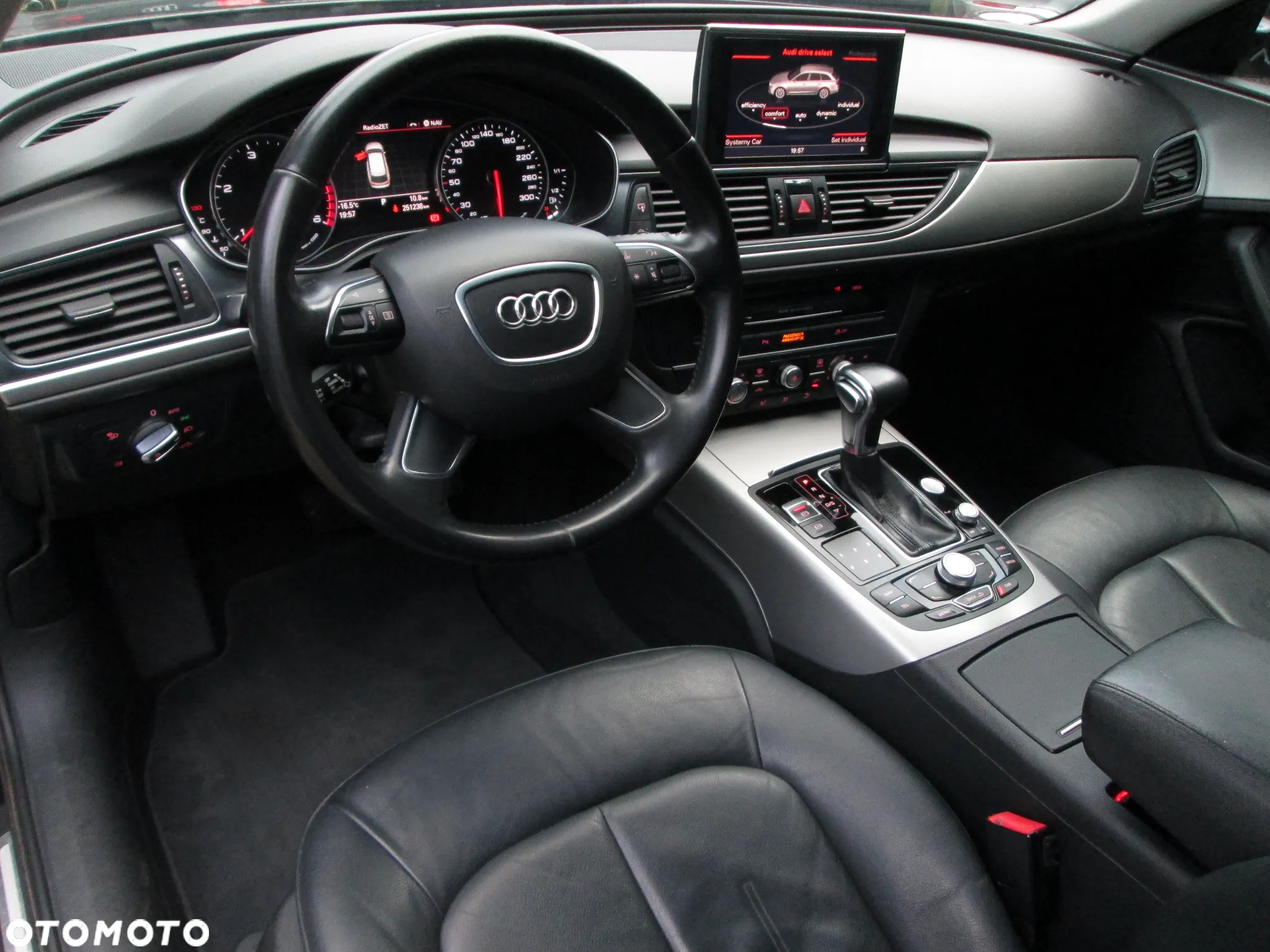 Audi A6 Avant - 13