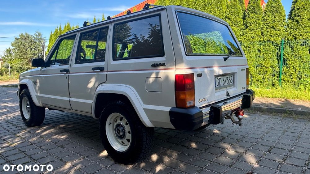 Jeep Cherokee - 6