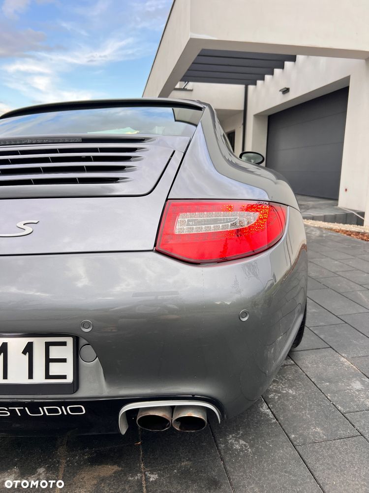 Porsche 911 - 16