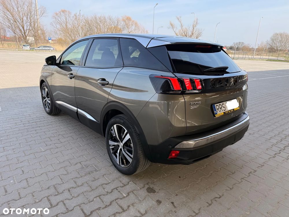 Peugeot 3008 PureTech 130 Stop & Start GPF EAT8 Allure - 3