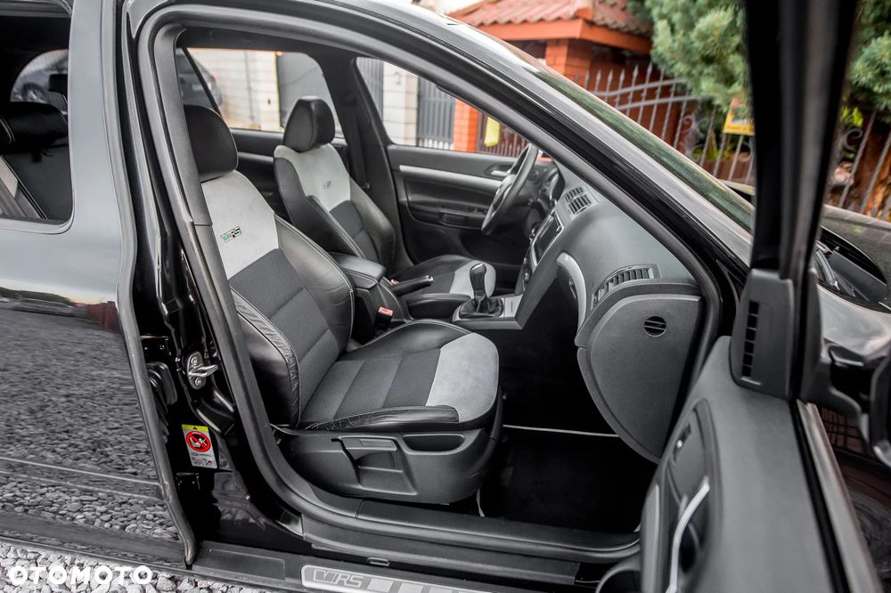 Skoda Octavia 2.0 TSI RS - 20