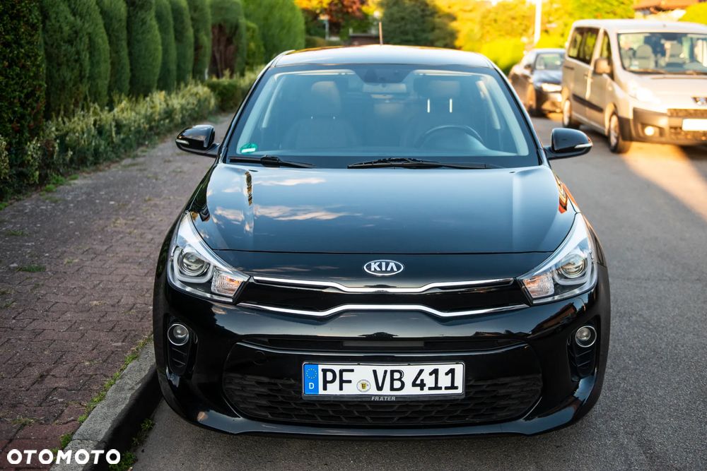 Kia Rio 1.2 Business Line Plus - 9