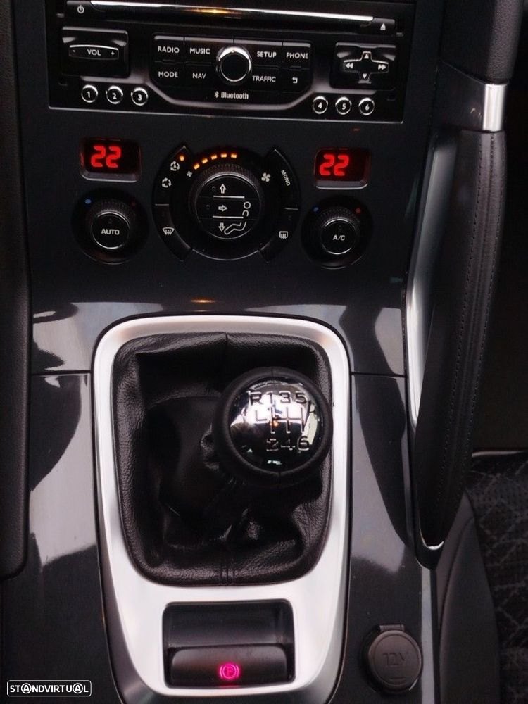 Peugeot 3008 1.2 PureTech Allure - 14