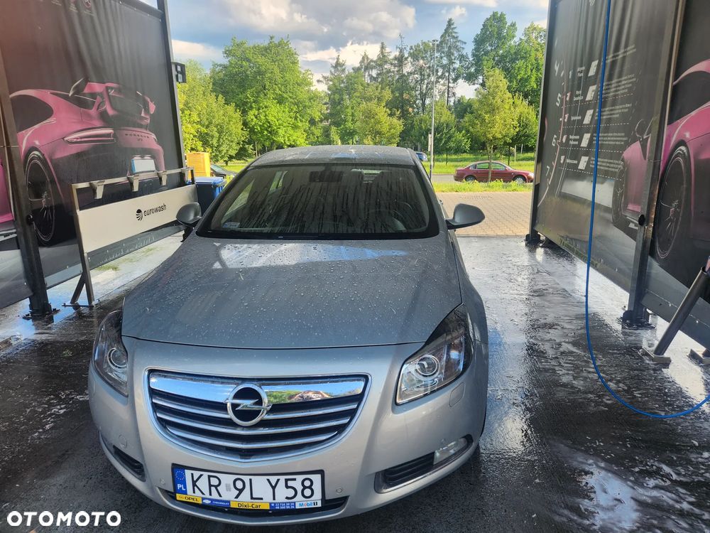 Opel Insignia 1.6 T Cosmo - 3