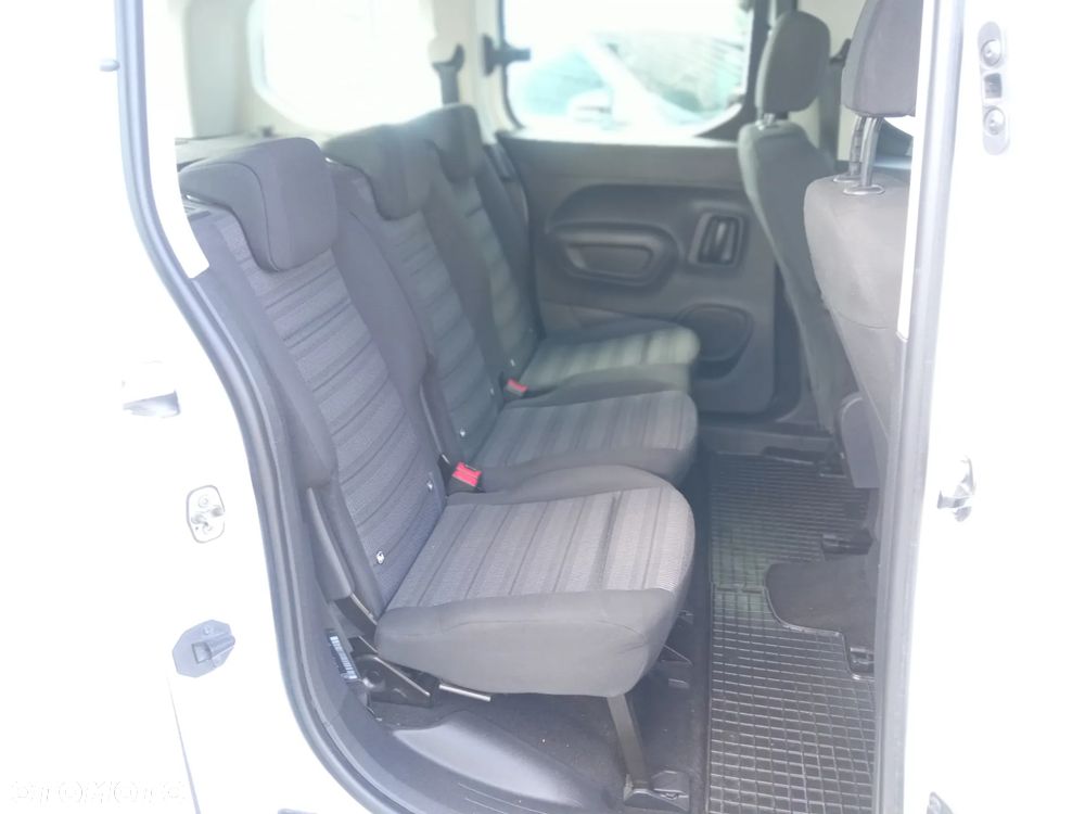 Opel Combo 1.5 CDTI Enjoy S&S - 15