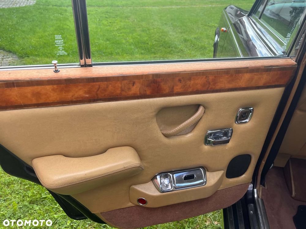 Rolls-Royce Silver Shadow - 25