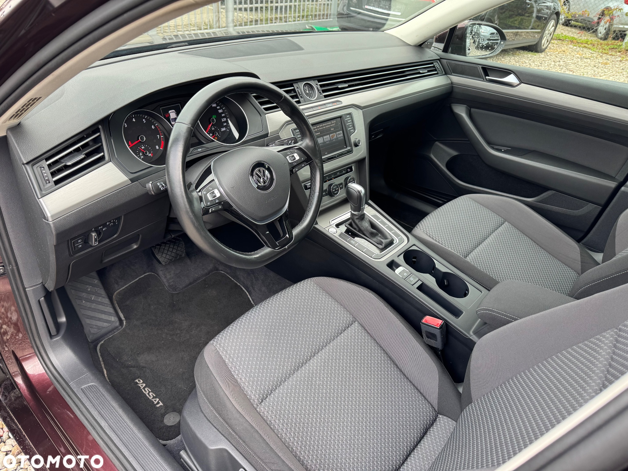 Volkswagen Passat 1.4 TSI BMT ACT Trendline DSG - 25