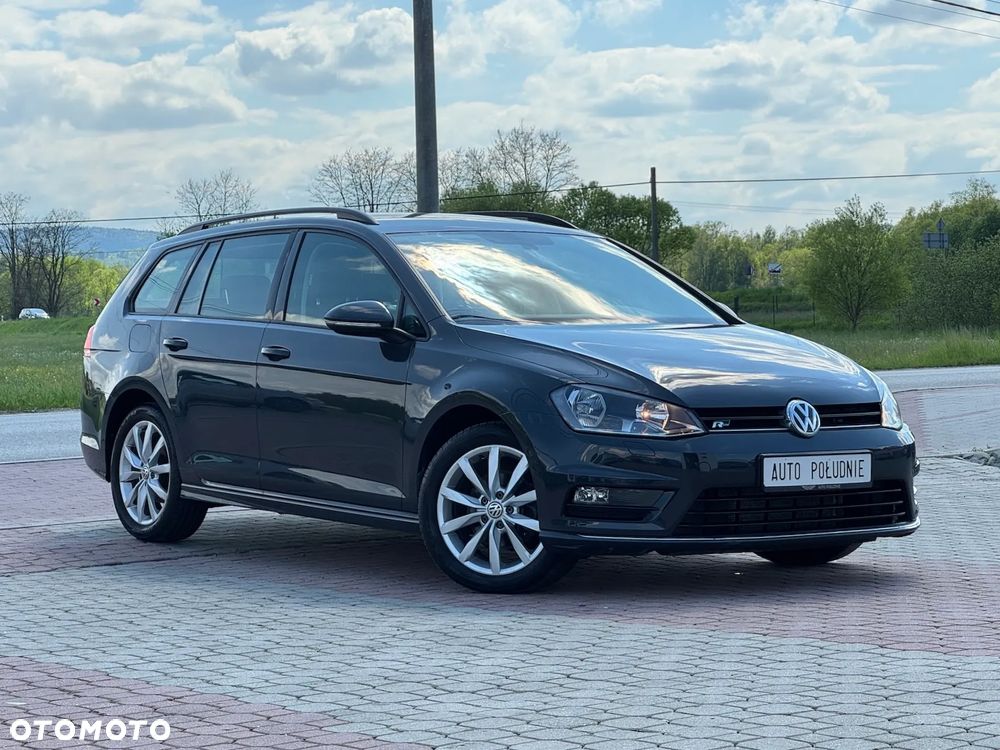 Volkswagen Golf - 1
