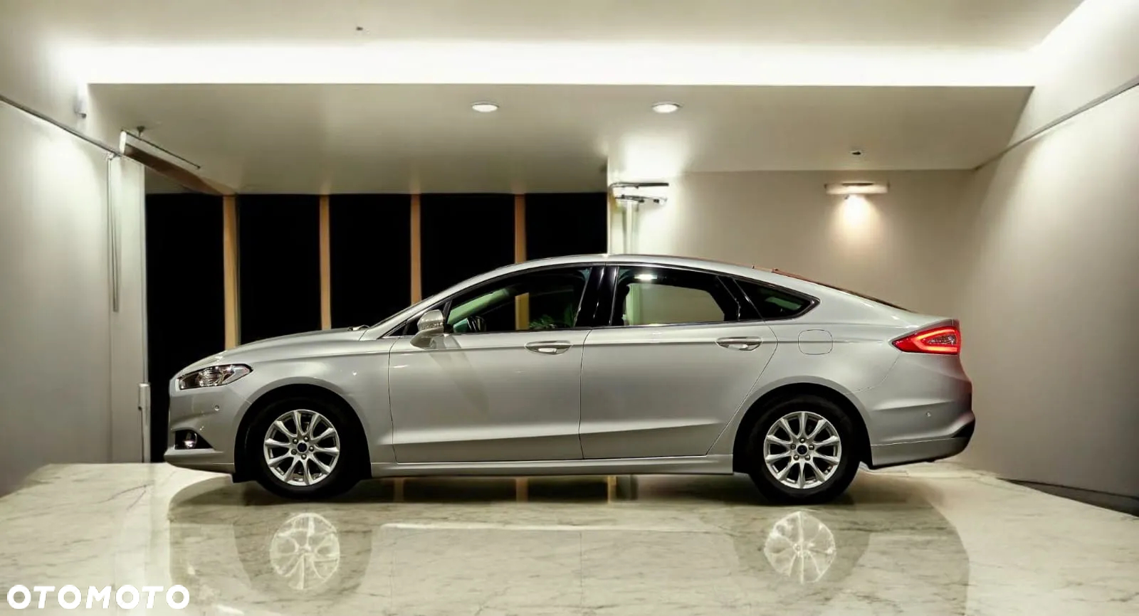 Ford Mondeo Turnier 1.5 EcoBoost Start-Stopp Titanium - 2