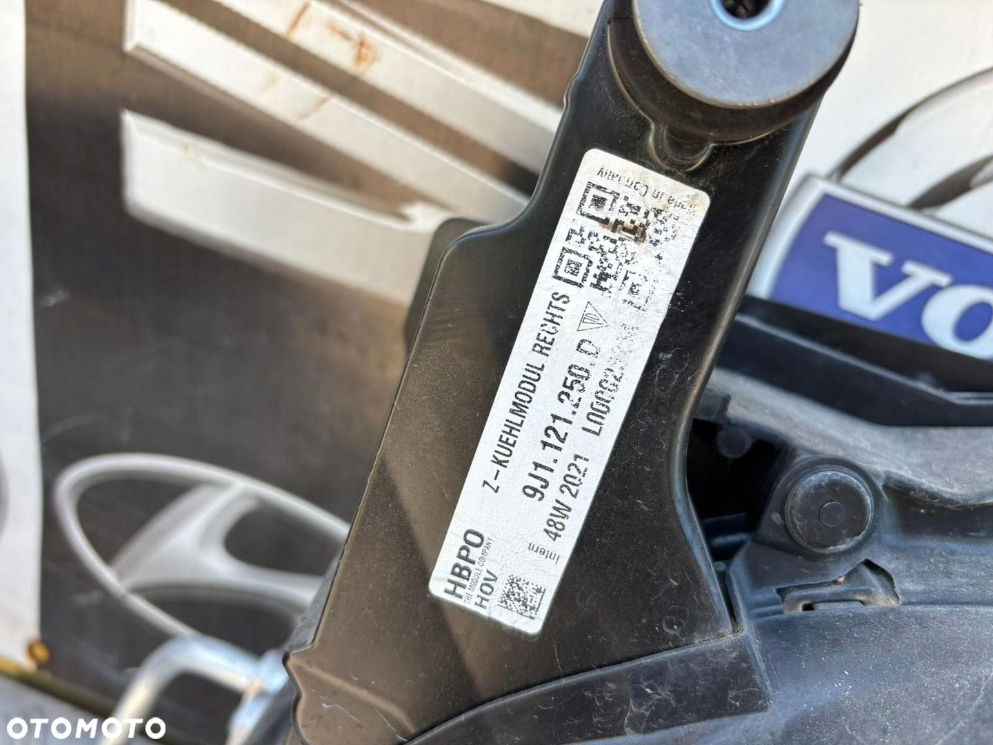 PORSCHE TAYCAN 4S CHŁODNICA PRAWA WENTYLATOR WLOT 9J1260399B 9J1121334 - 8