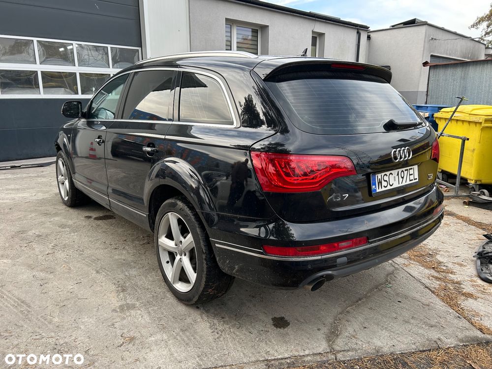 Audi Q7 - 4