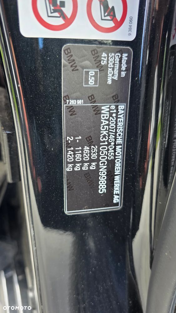 BMW Seria 5 530d xDrive Luxury Line - 12