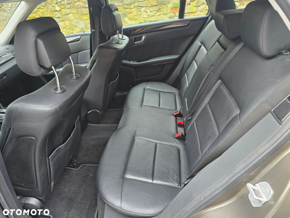 Mercedes-Benz Klasa E 250 CDI DPF BlueEFFICIENCY Automatik Avantgarde - 10