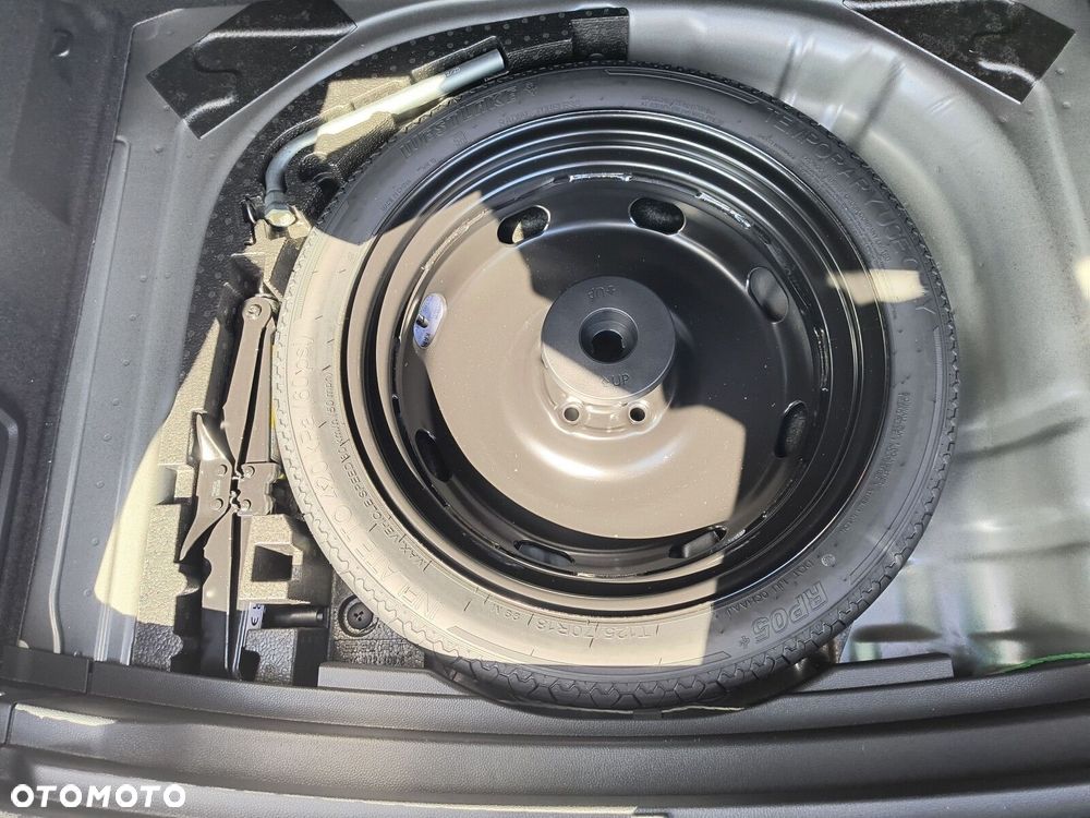 Skoda Karoq 1.5 TSI ACT Sportline DSG - 24