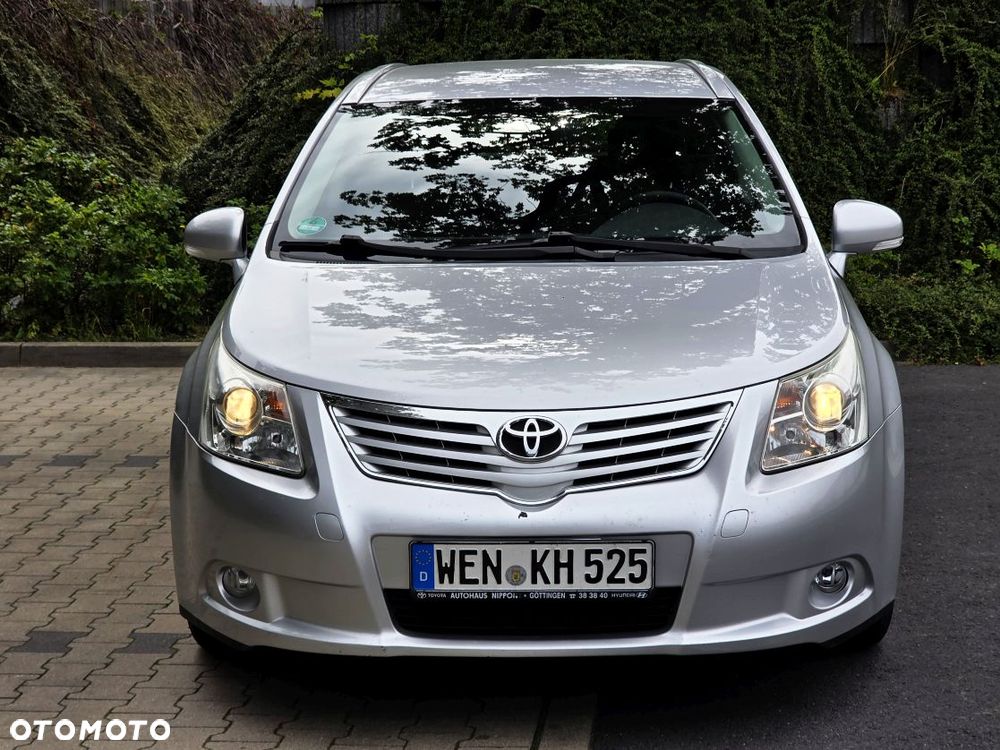 Toyota Avensis Touring Sports 1.8 Business Edition - 2