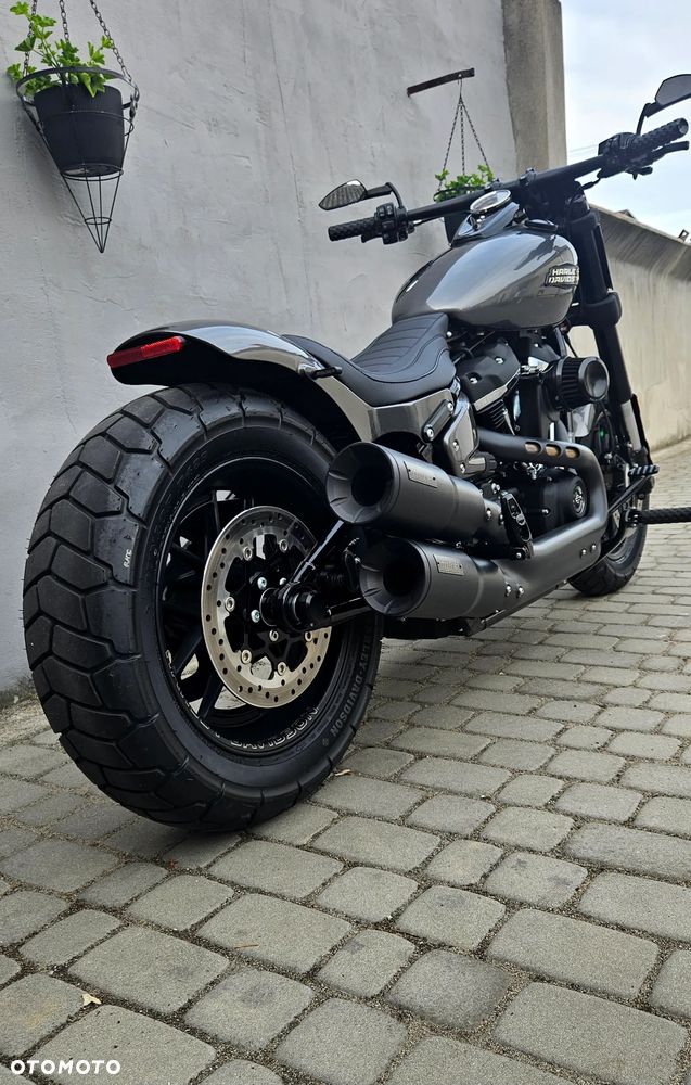Harley-Davidson Softail Fat Bob - 13