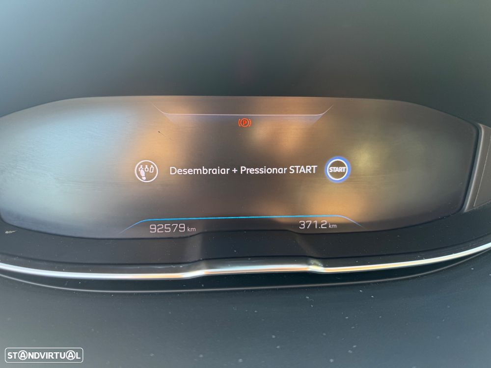 Peugeot 3008 PureTech 130 Stop & Start GPF Active Pack - 12