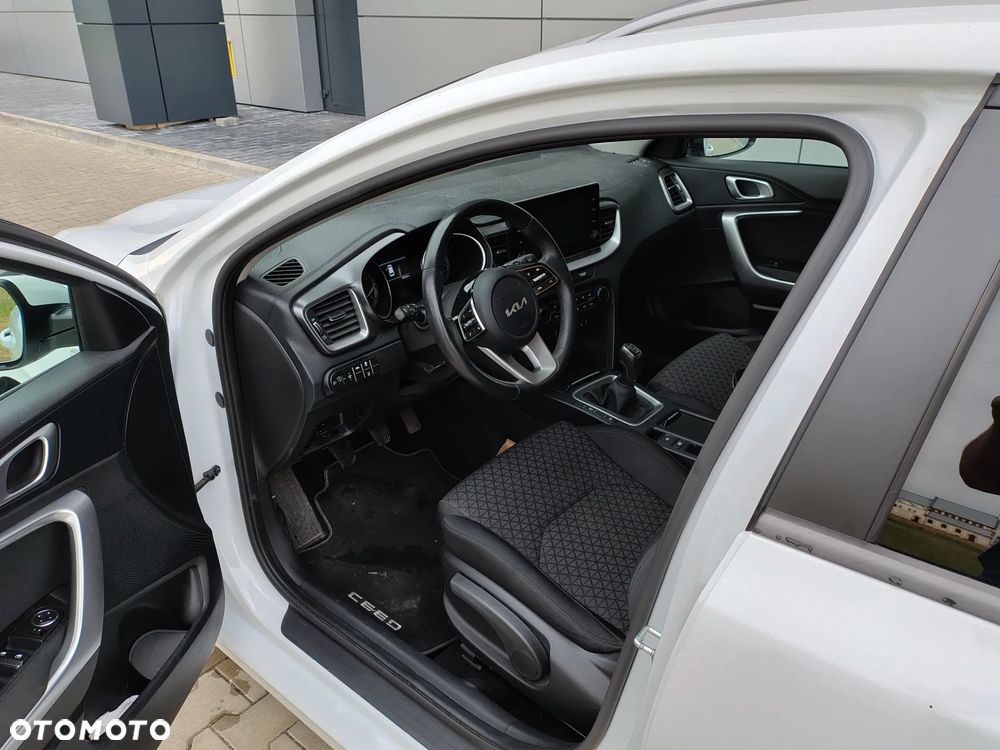 Kia Ceed 1.0 T-GDI 100 OPF Attract - 5