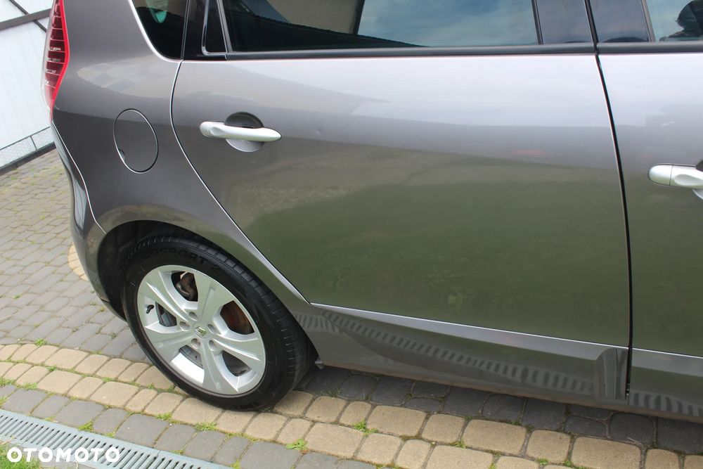Renault Scenic - 17
