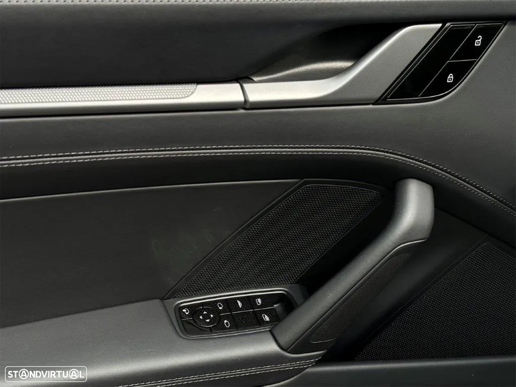 Porsche 911 (992) Carrera 4S Cabriolet PDK - 20