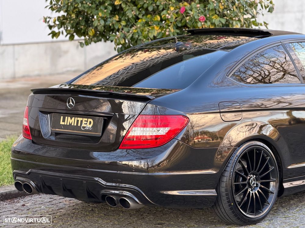 Mercedes-Benz C 220 - 17