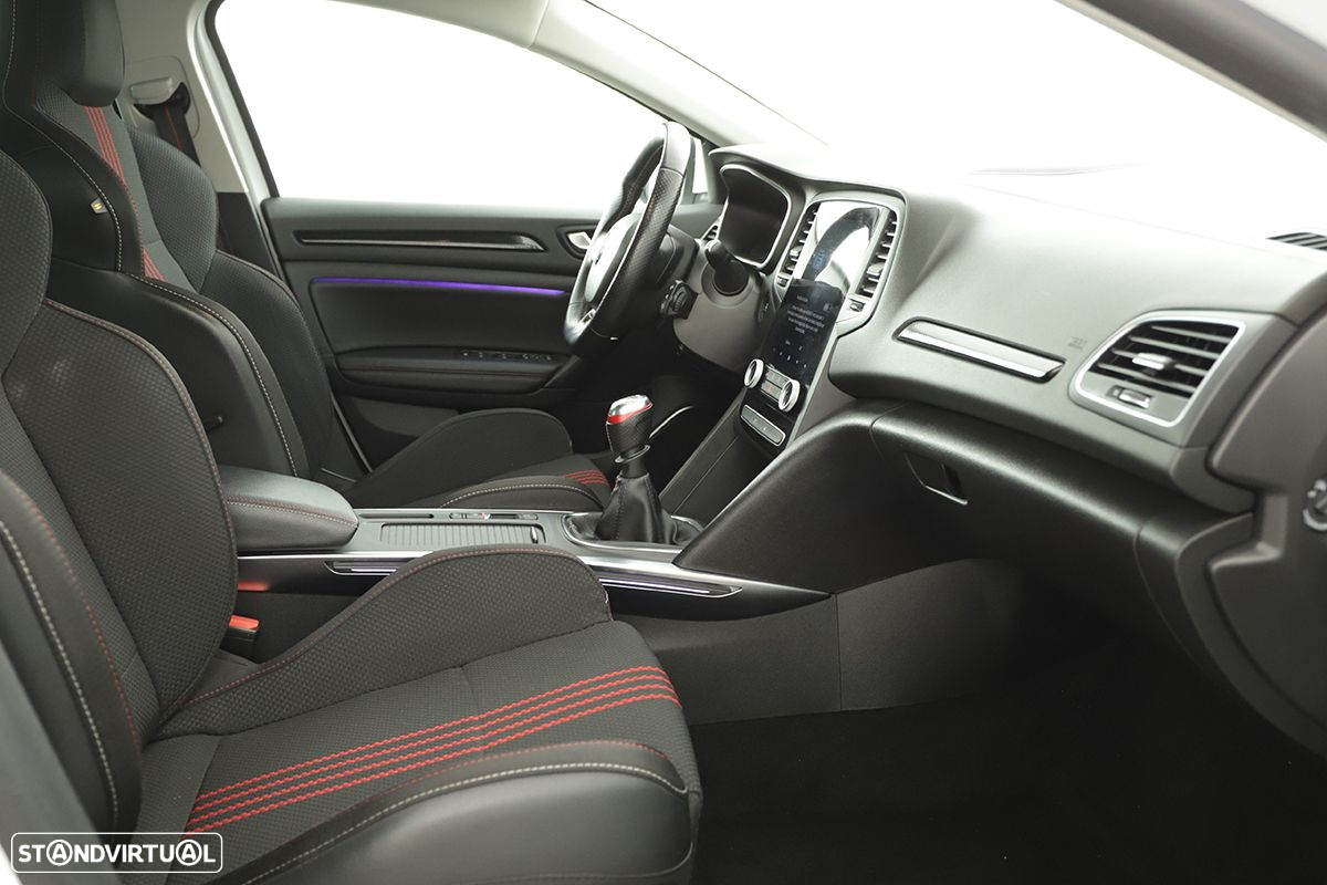 Renault Mégane Sport Tourer 1.5 Blue dCi R.S. Line - 22