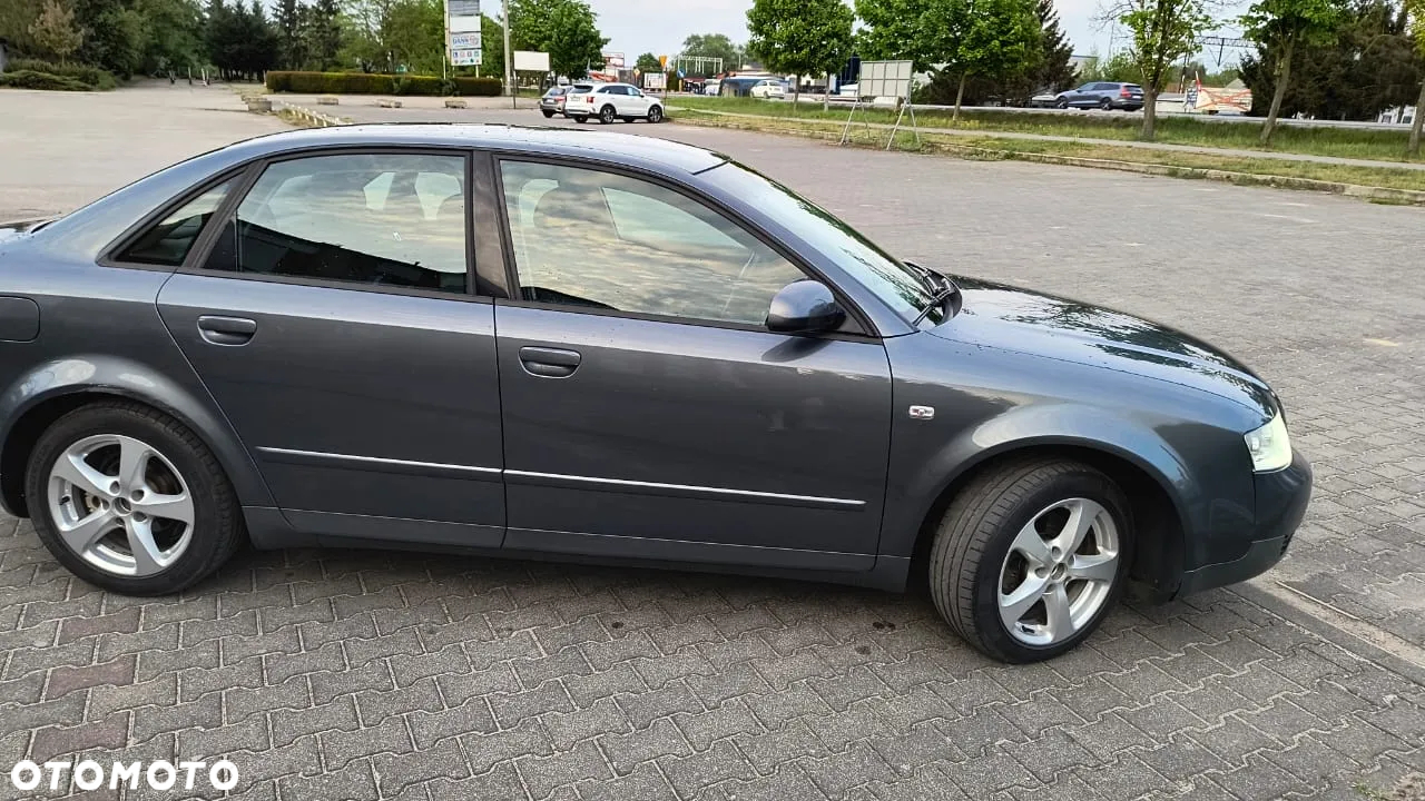 Audi A4 2.0 - 9