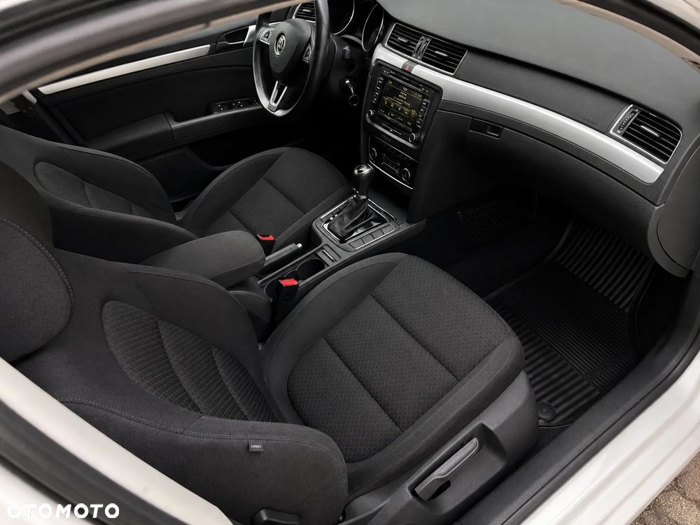 Skoda Superb 2.0 TDI DSG Ambition - 18