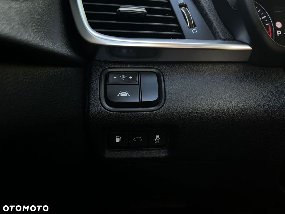 Kia Optima 1.6 T-GDI L DCT - 19
