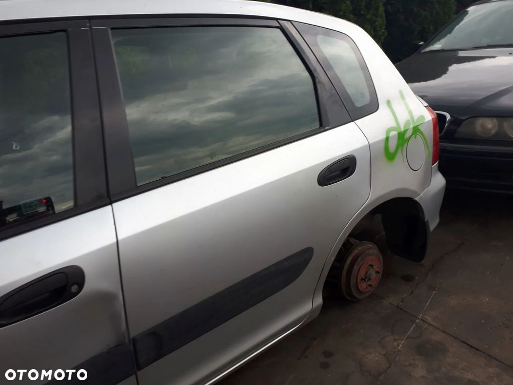 HONDA CIVIC VII 00-04 1.4 16V KLAPA BAGAŻNIKA TYŁ TYLNA NH623M - 9